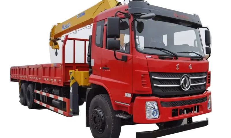 Dongfeng 12-ton Truck-mounted Lifting Truck