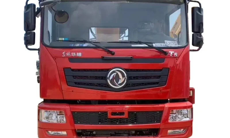 Truck-mounted crane Dongfeng T5 front four rear eight 16 T