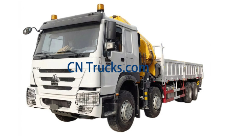 ‌HOWO 400 HP, 23-Ton Knuckle Boom Crane